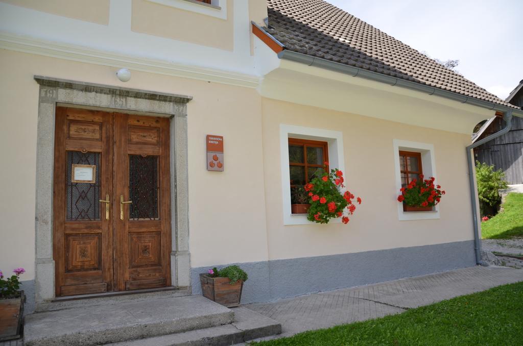 The Farmhouse Bevsek Osep Solcava Exterior photo